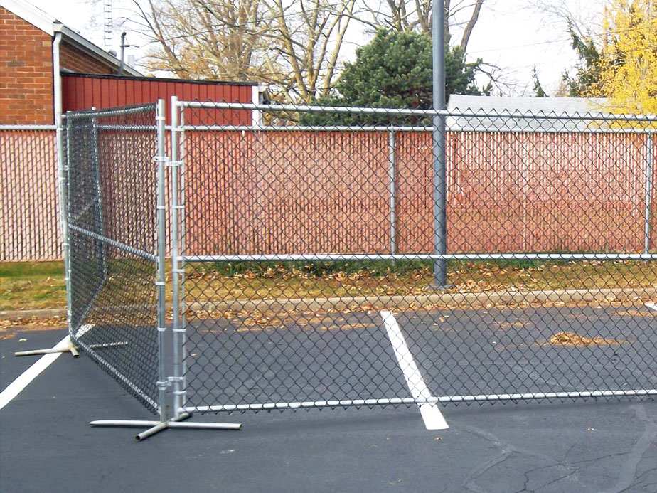 temporary fence rental and installation contractor in the Elkhart Indiana area.