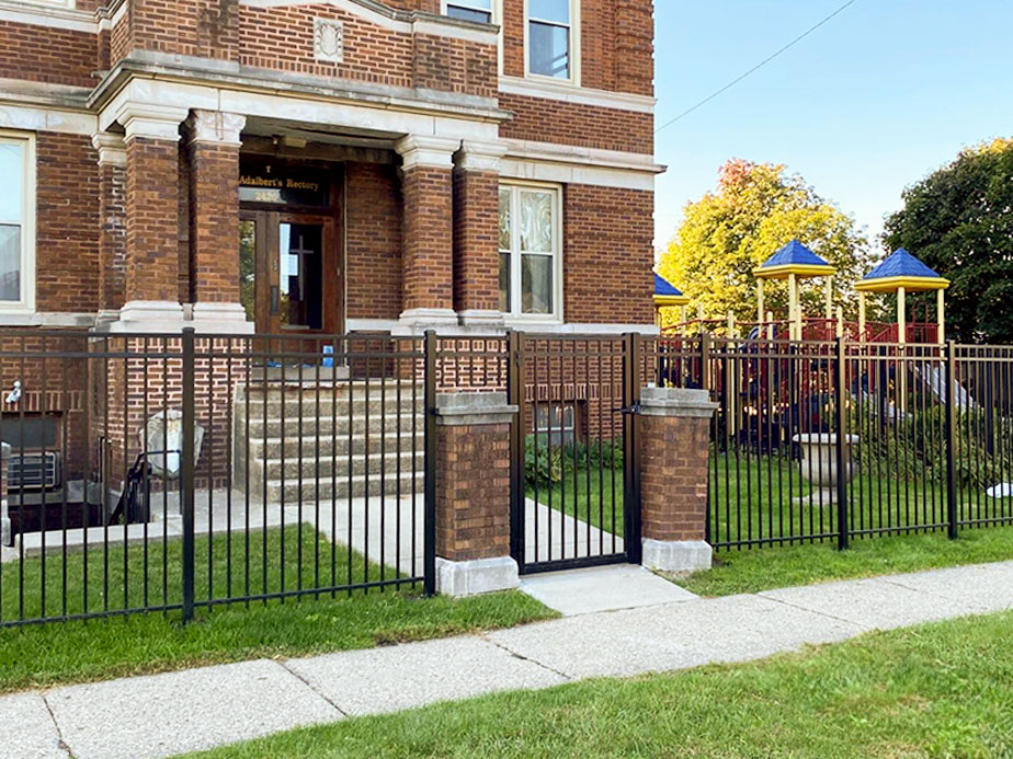 Commercial Fence Contractor - Elkhart Indiana