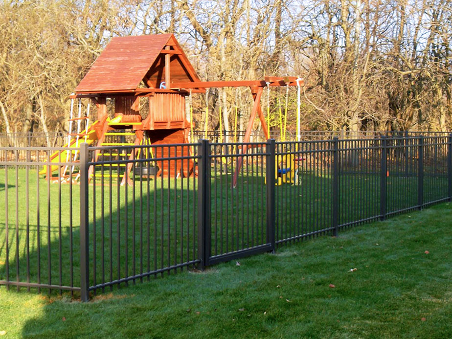 aluminum fence company in the Elkhart Indiana area.