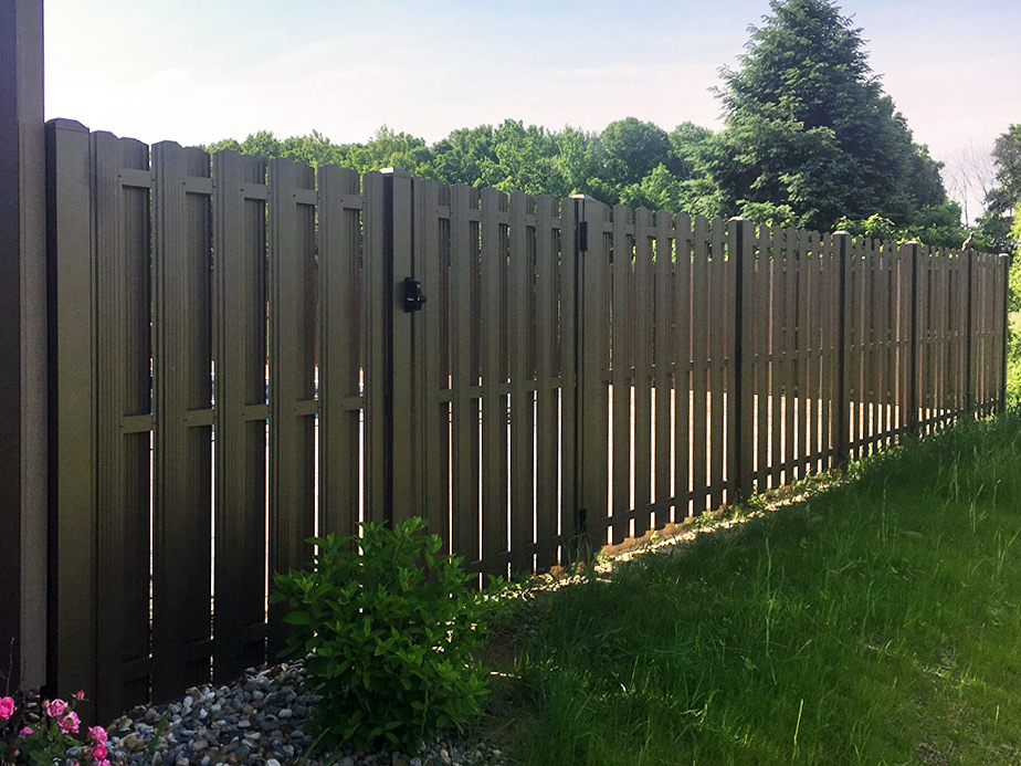 Milford Indiana residential and commercial fencing